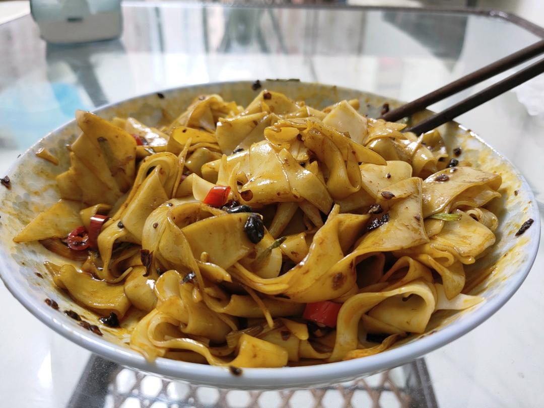 秘制葱油拌面