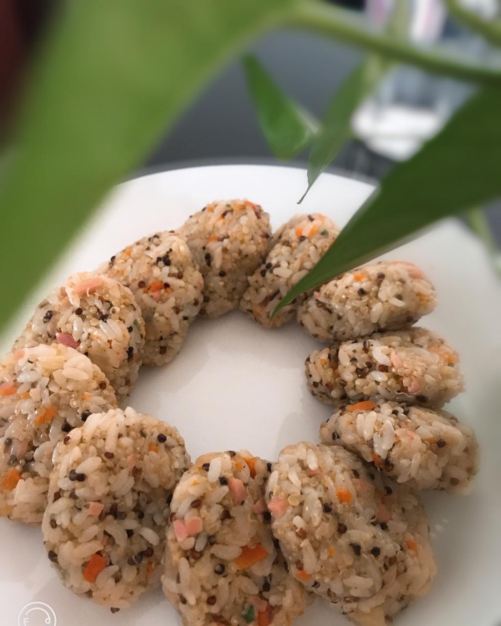 藜麦饭团