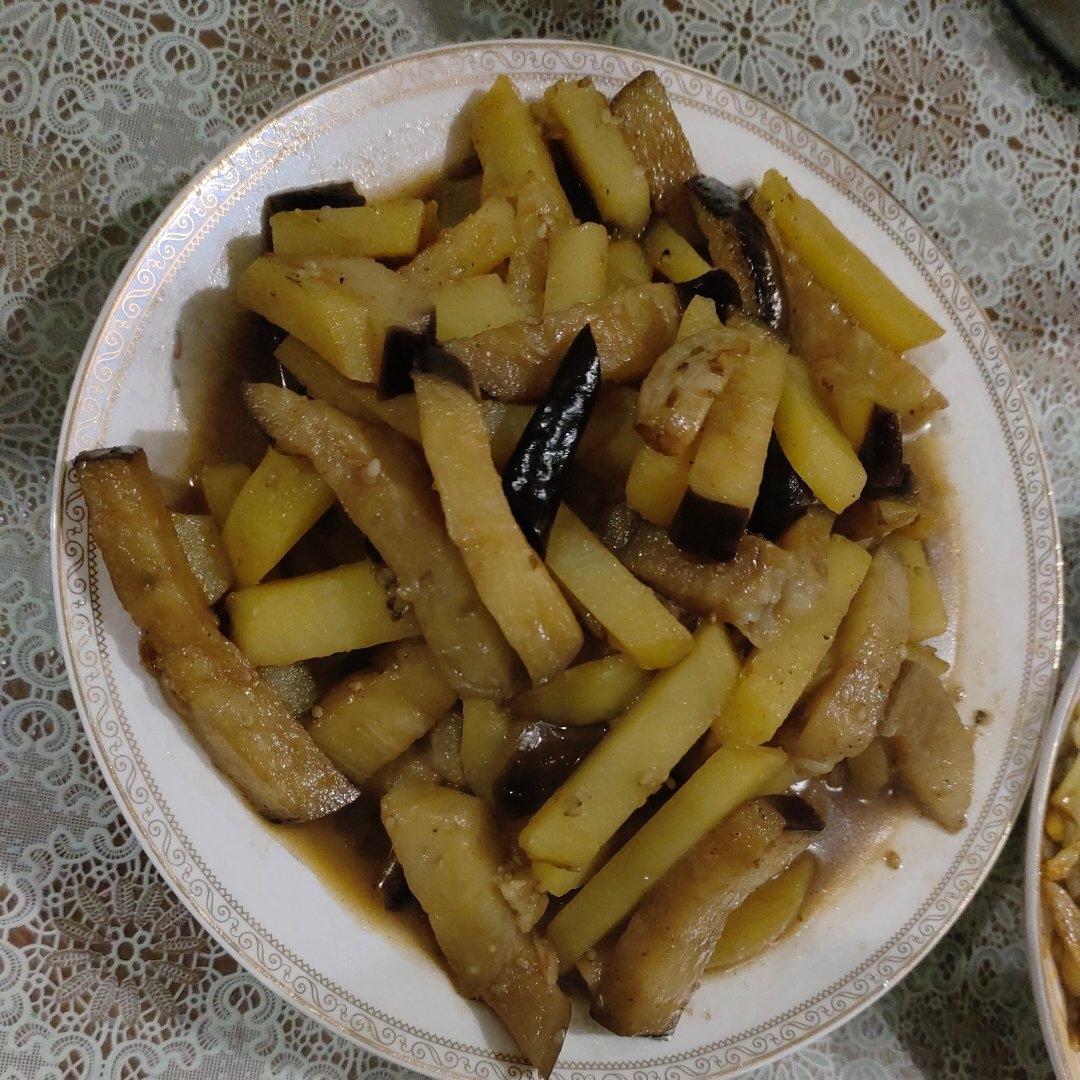 土豆炖茄子