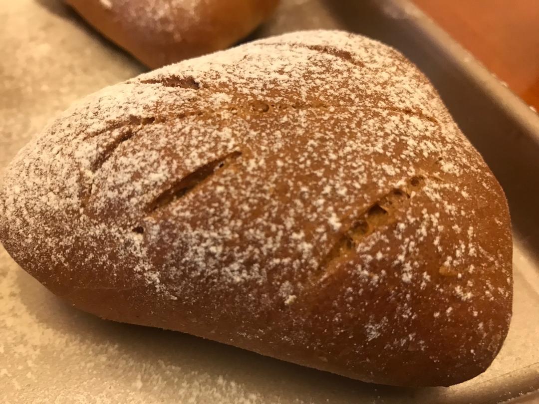 全麦红豆面包