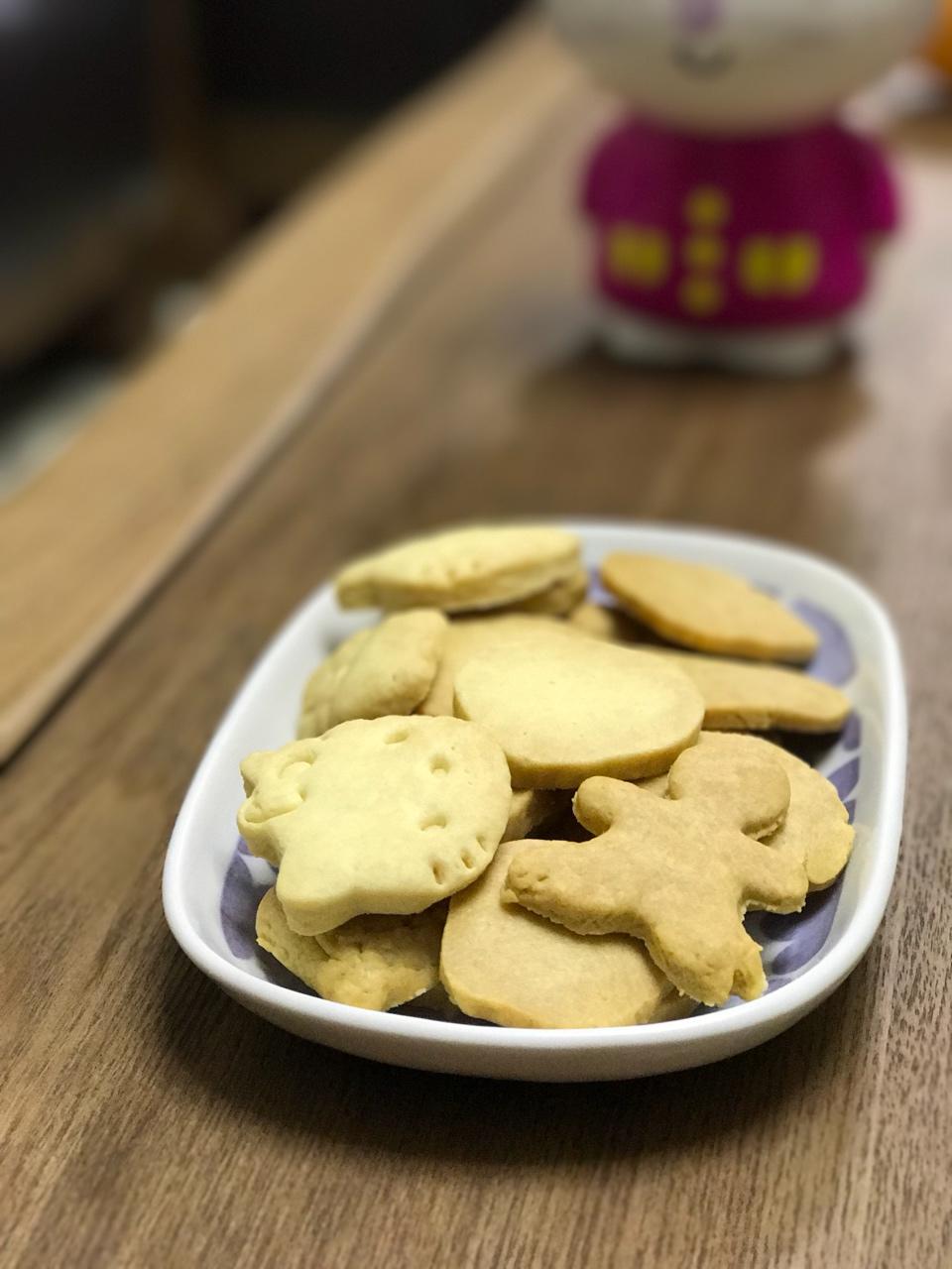 新手起步超简单黄油饼干（葡萄干/抹茶口味）