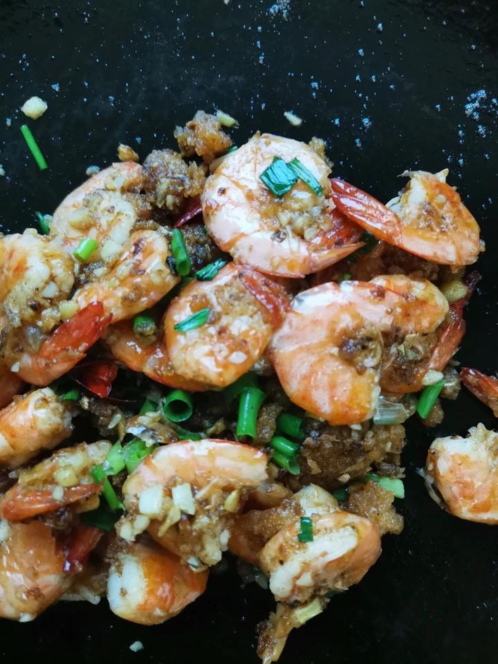 椒盐虾（鲜香酥脆，附3秒去虾线法）