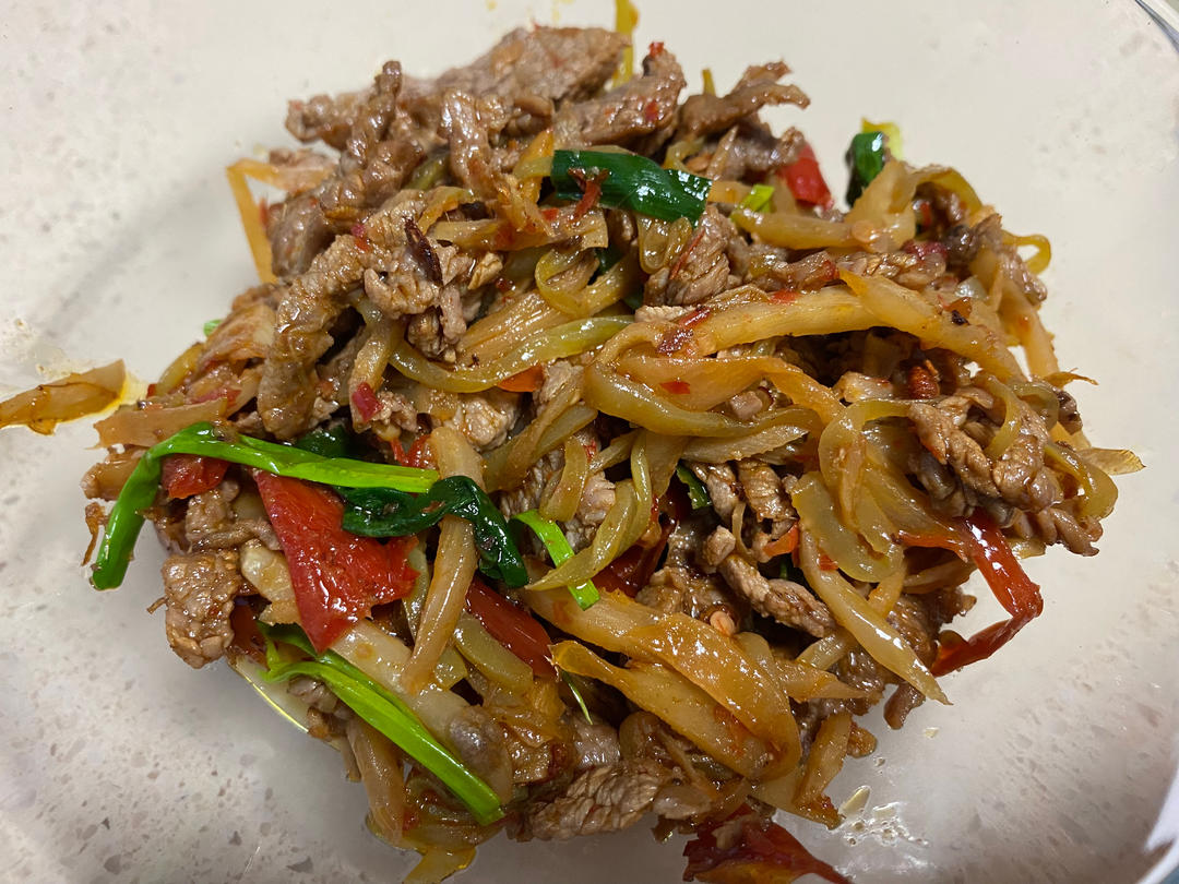 酸辣小炒牛肉丝