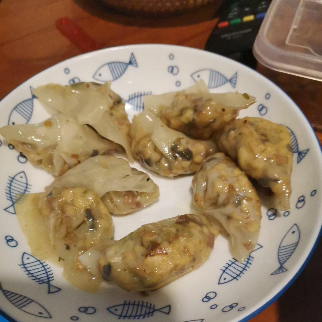 酸菜香菇豆干素饺子