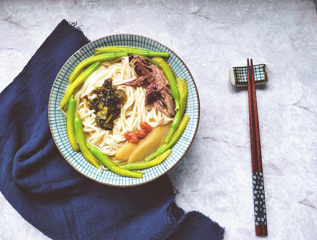 小葱麻油酱油面
