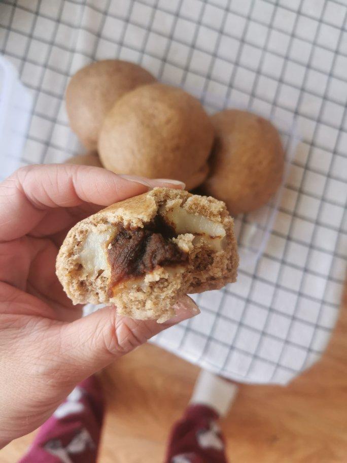 新手做纯黑全麦面包