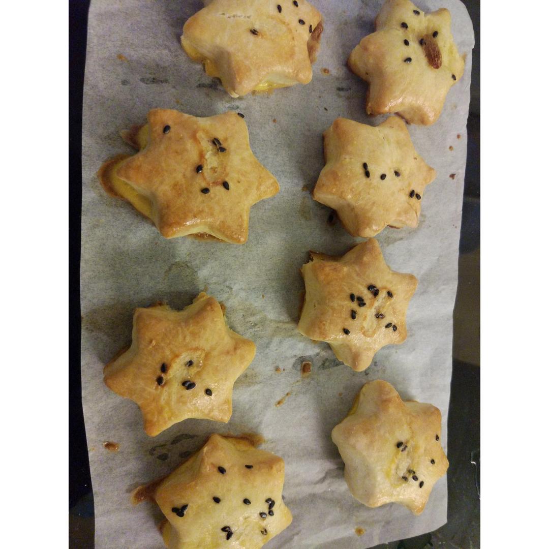 【视频】3分钟 奶油司康Scone(可能是世界上最快手的司康) 消耗淡奶油～
