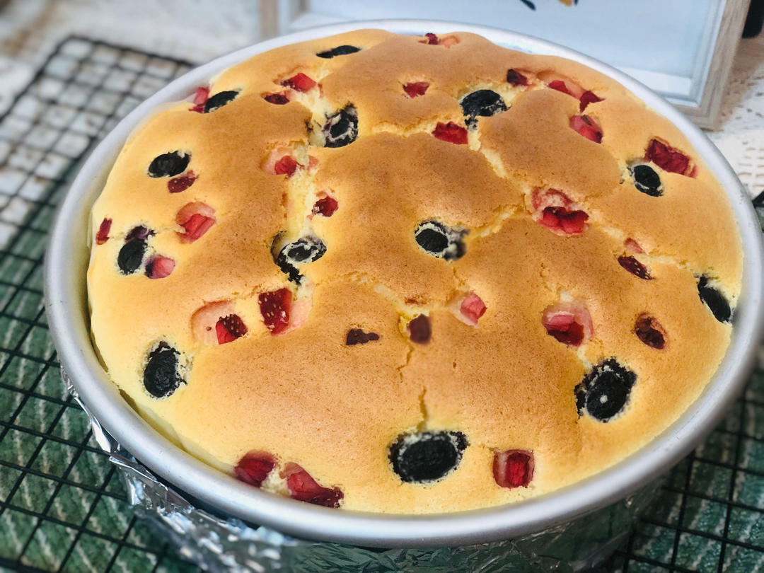 比戚风还好吃的蓝莓酸奶蛋糕