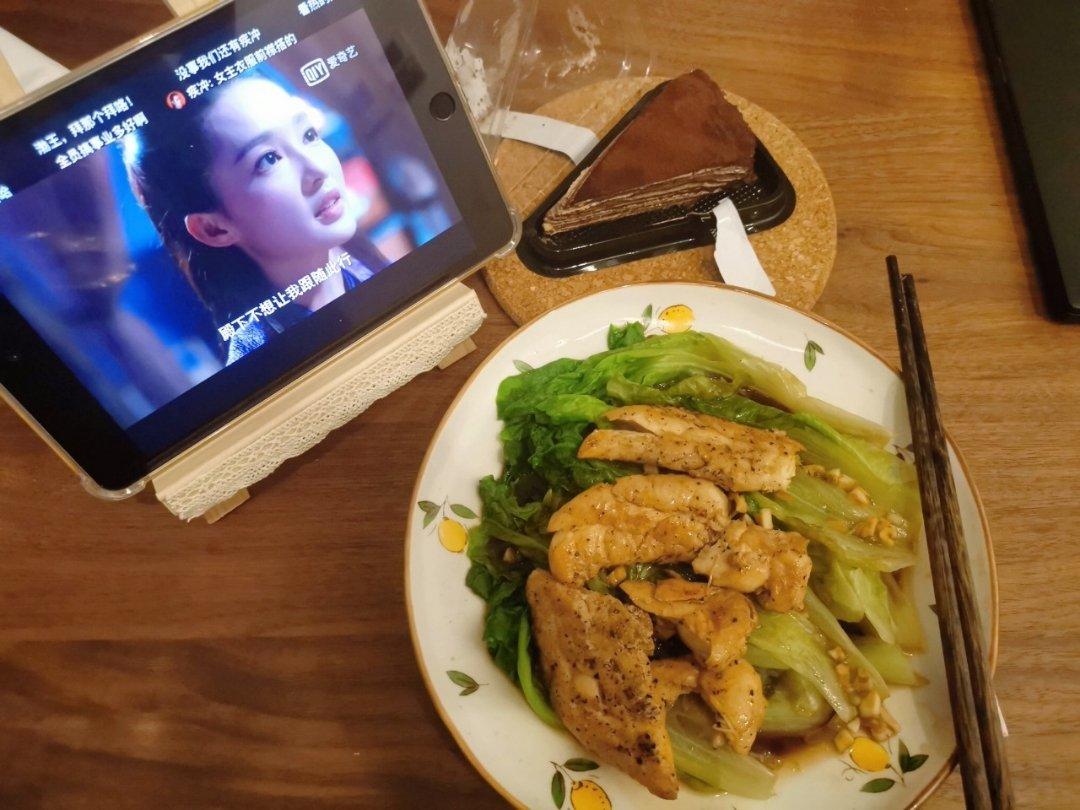 超级好吃低脂低热量的～蚝油生菜