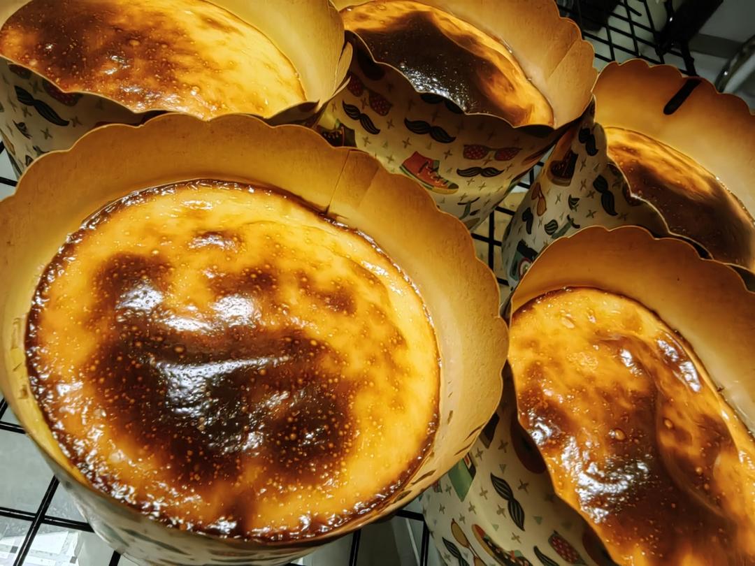 零失败迷你巴斯克芝士蛋糕