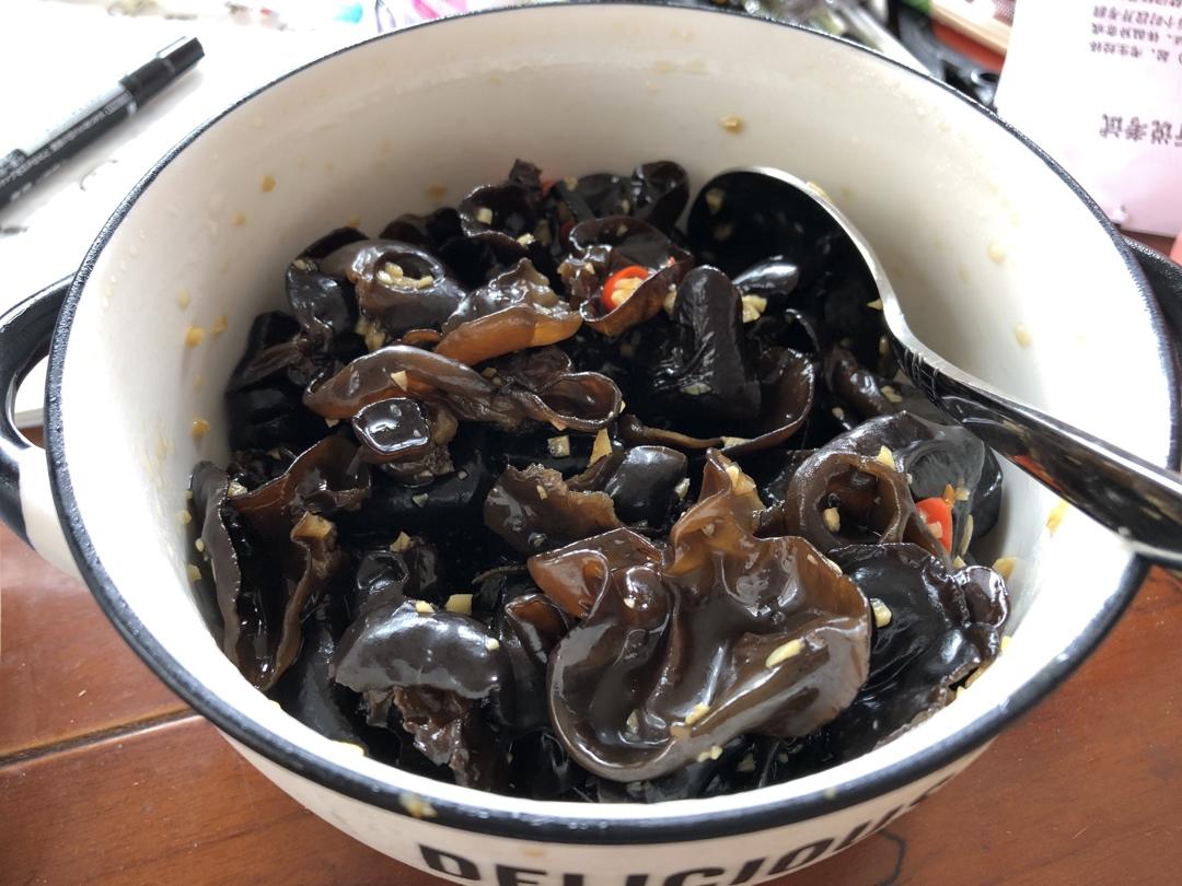 凉拌爽脆木耳