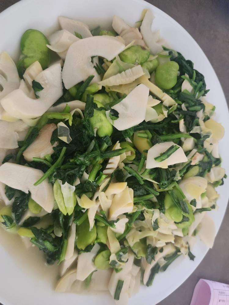 春笋荠菜炒蚕豆