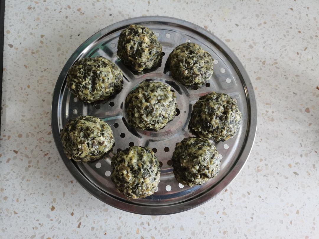 面朝大海_k67i做的马齿苋菜团子