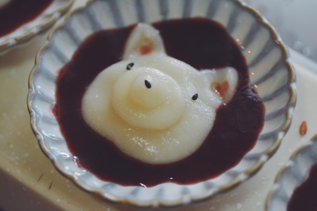 拥有小翘臀的柴犬糯米团子