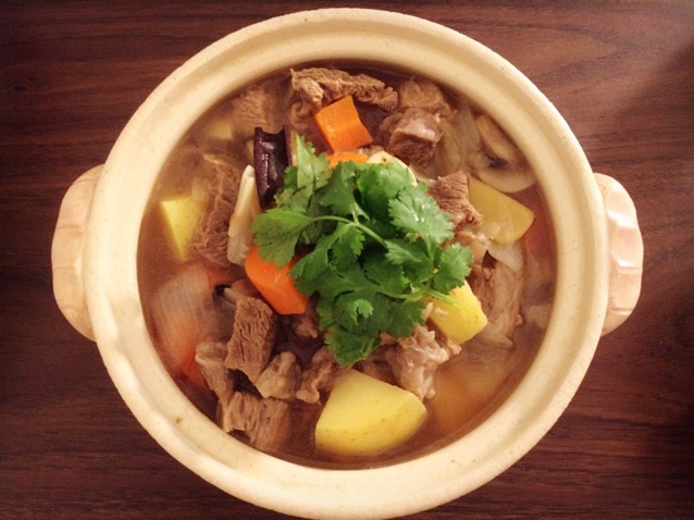 土豆牛腩煲