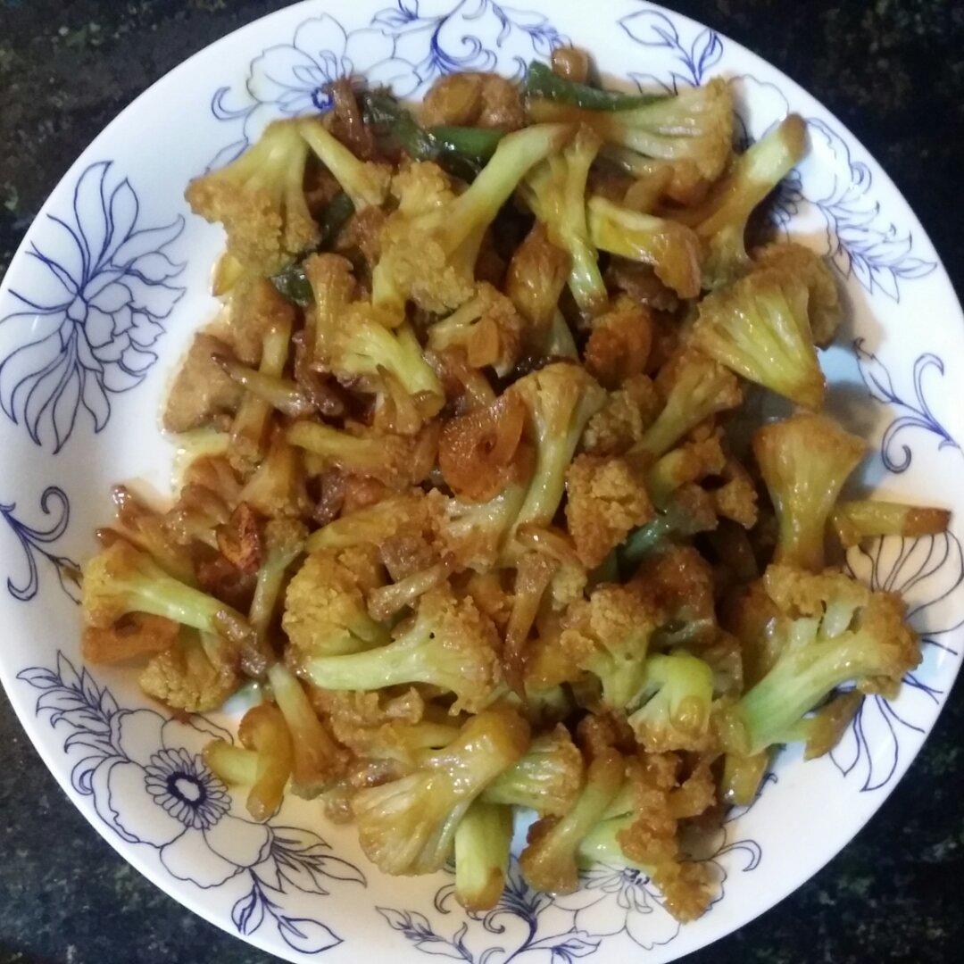 老丁的私房菜-干锅花菜