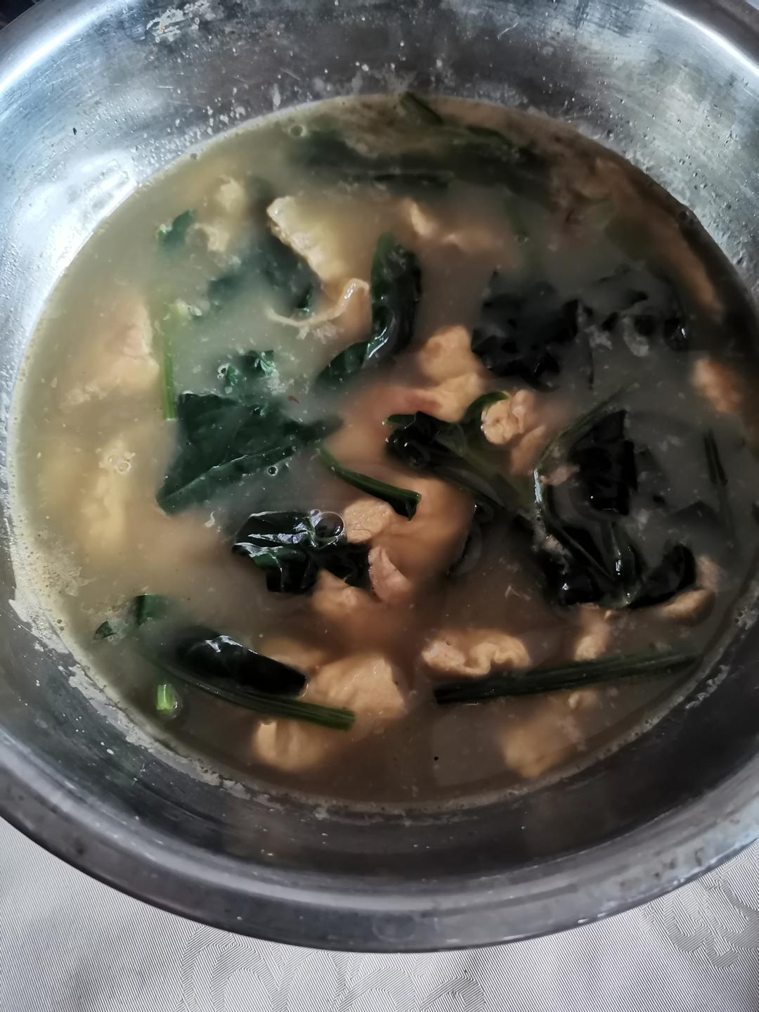 菠菜鸡蛋汤
