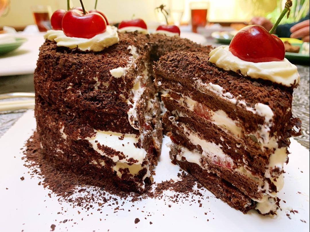 6寸黑森林蛋糕酒渍樱桃生日记录