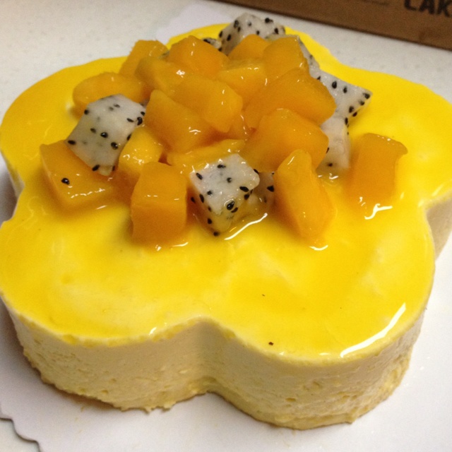 料超足的芒果慕斯蛋糕