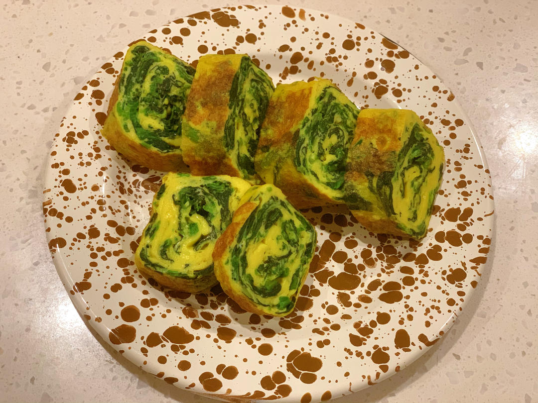 菠菜鸡蛋卷