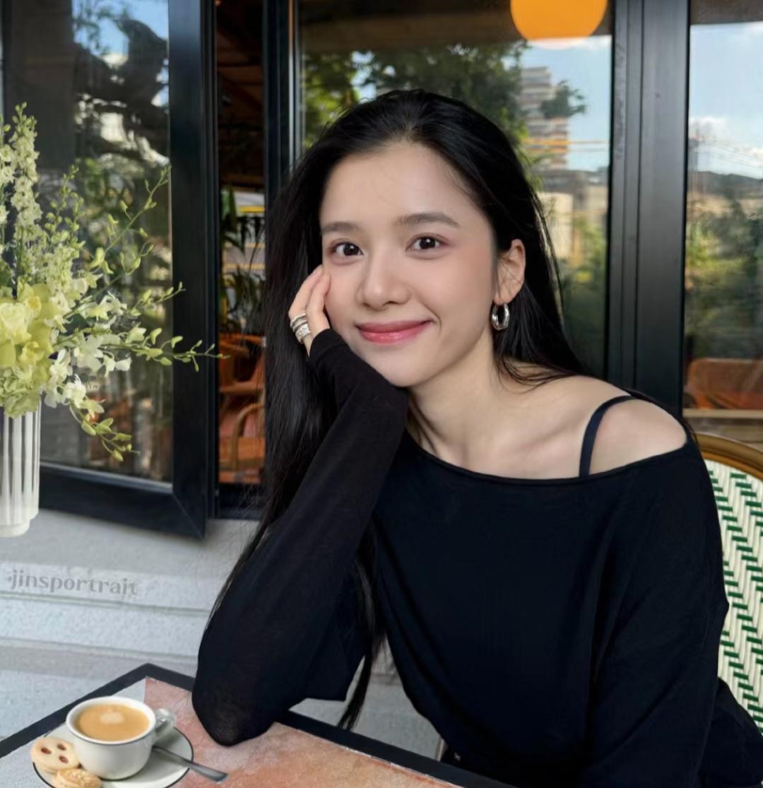 徐蔓蔓爱吃肉