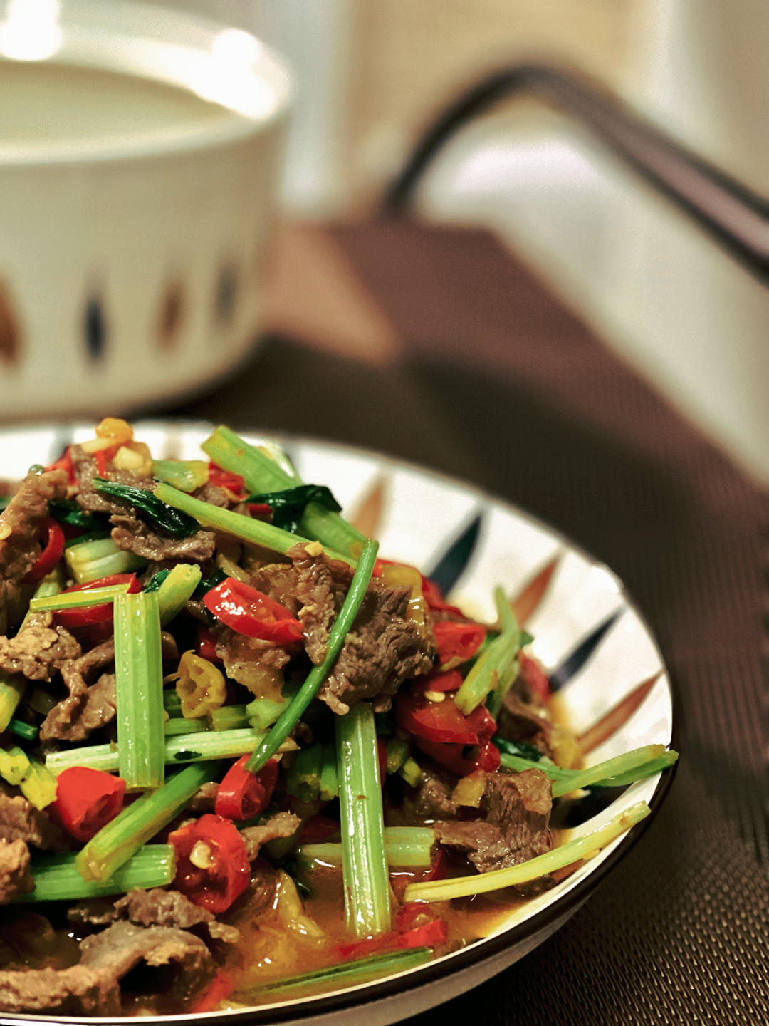 小炒牛肉（肉嫩味香）
