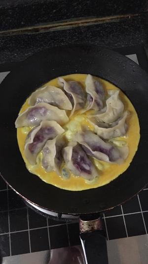 花的懒人料理～紫薯芝士煎饺的做法 步骤4