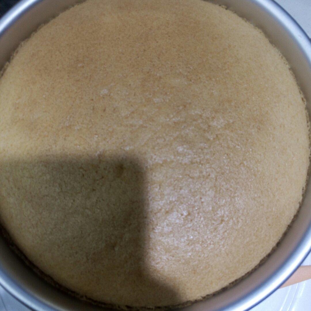 烤箱做蛋糕（戚风蛋糕的做法）