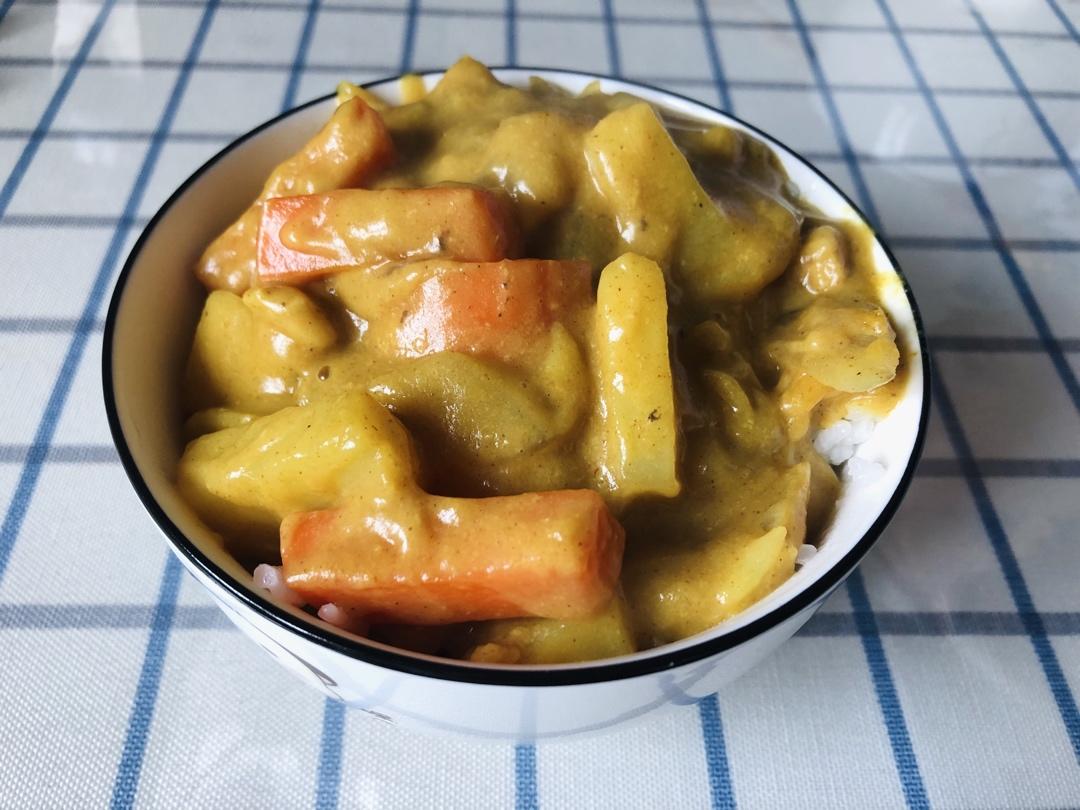 咖喱鸡块饭