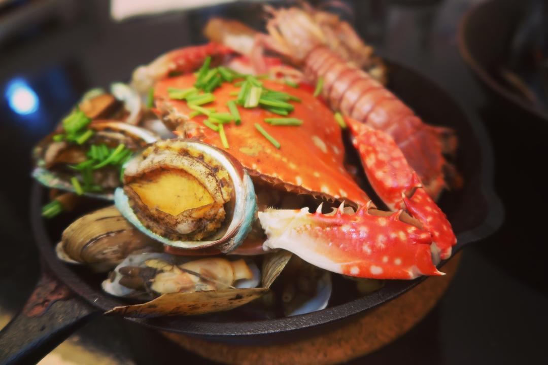 生焗海鲜大杂烩
