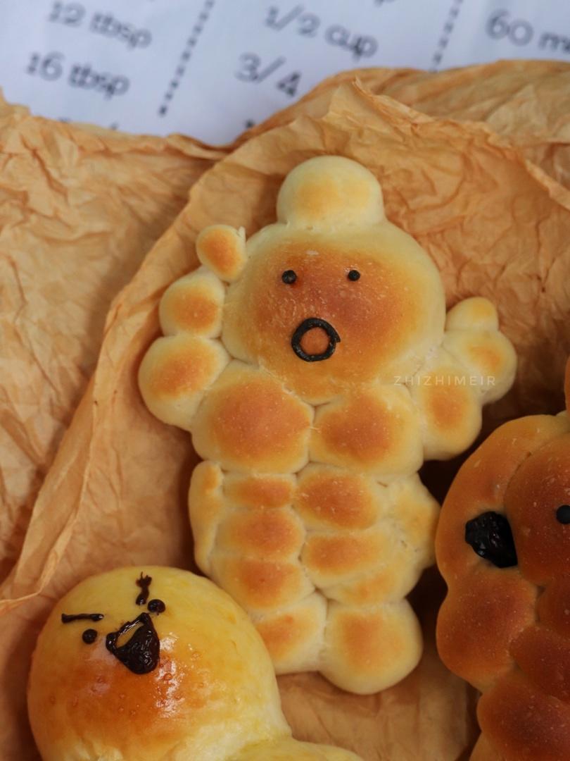 只只妹儿做的肌肉熊面包