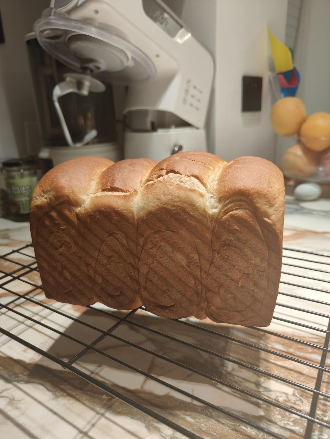 『奶绵绵吐司』