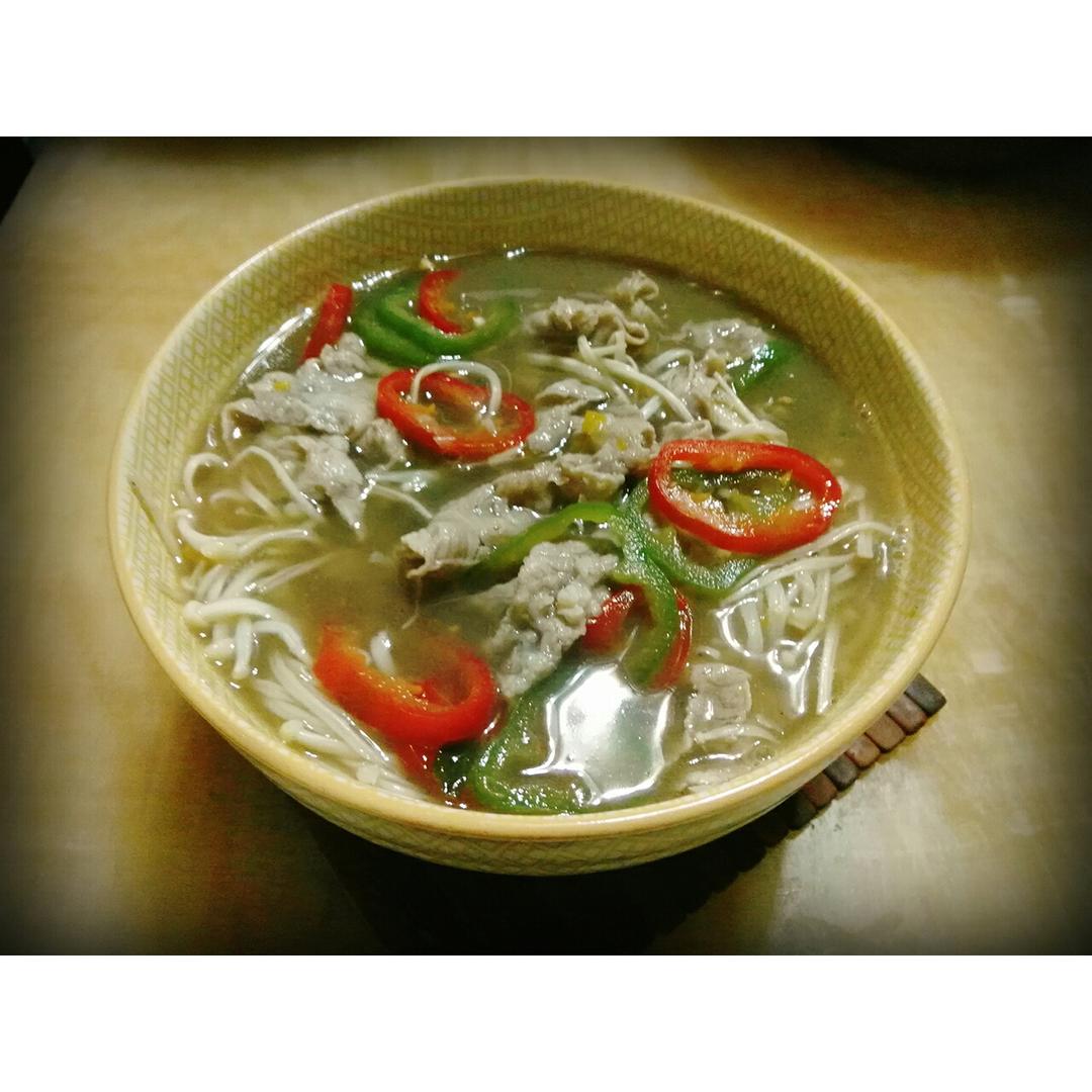 酸汤肥牛