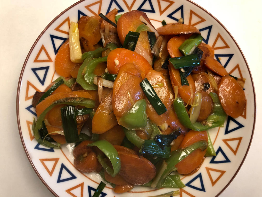 清炒胡萝卜片