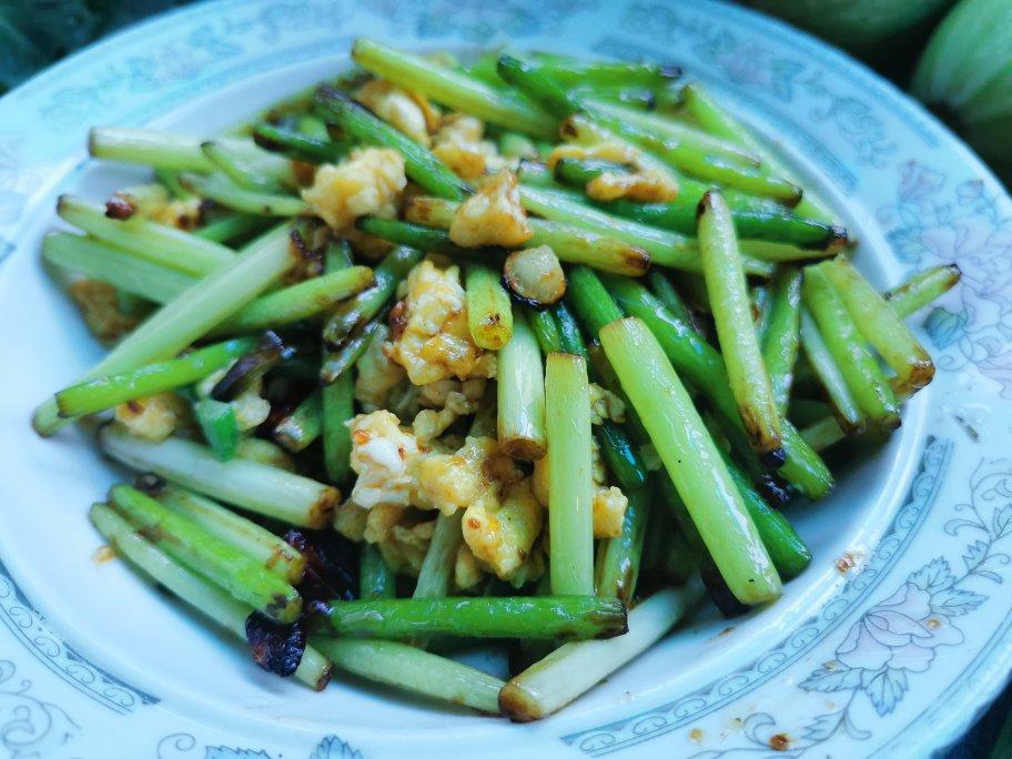 蒜薹炒鸡蛋