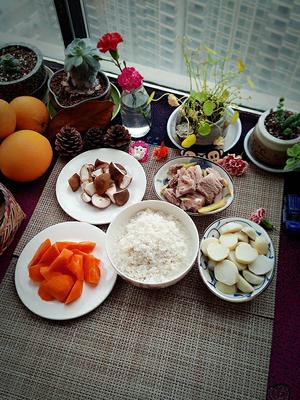芋艿胡萝卜排骨焖饭的做法 步骤4