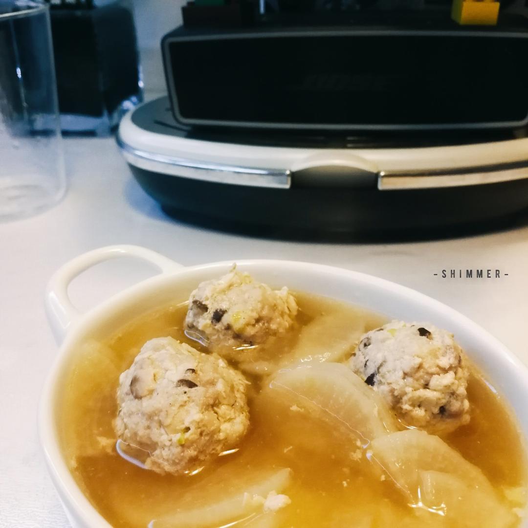 萝卜丸子汤