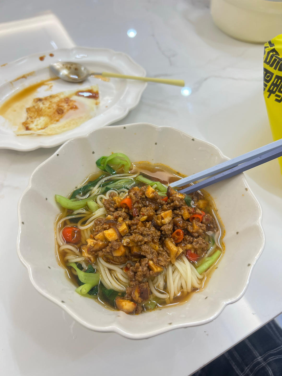 辣肉香菇面