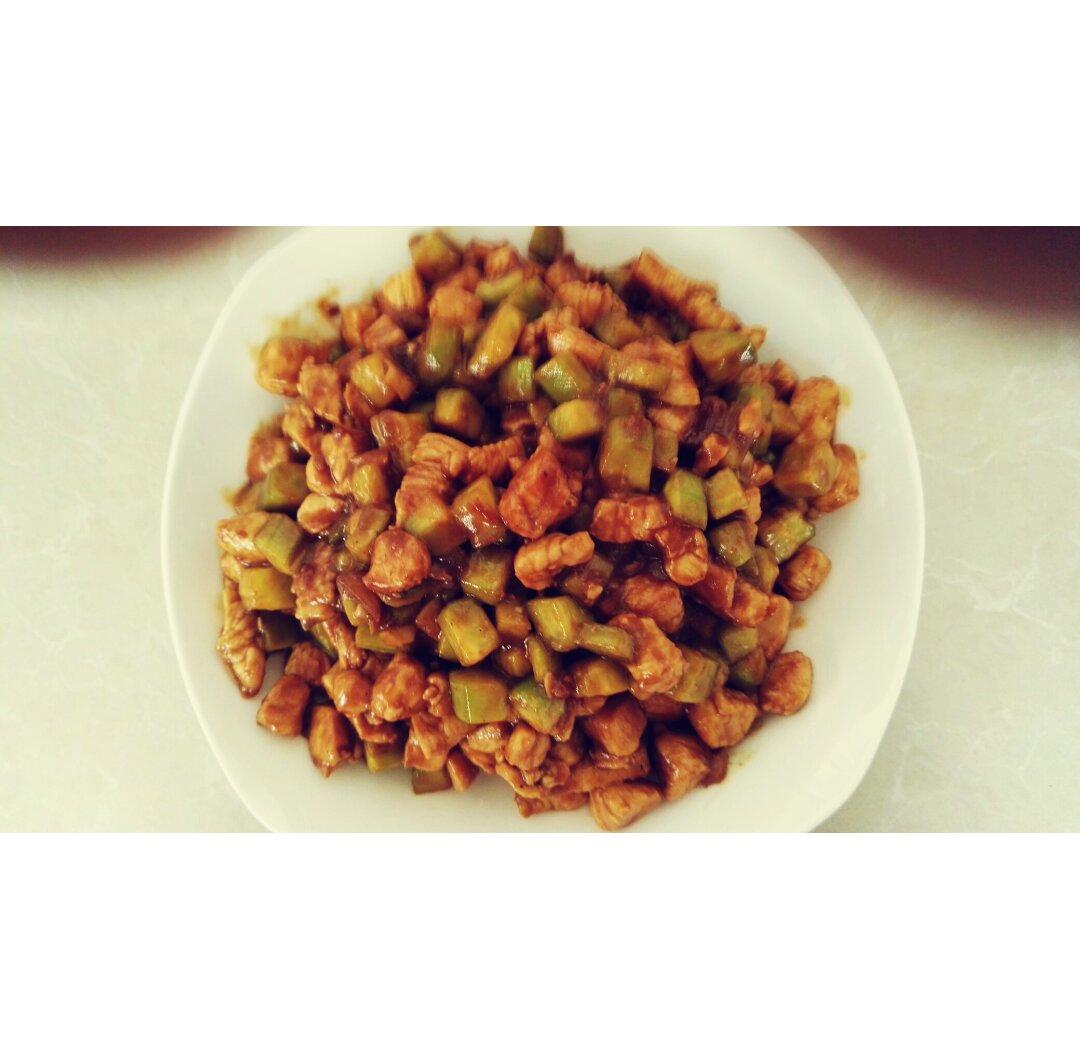 酱爆鸡丁