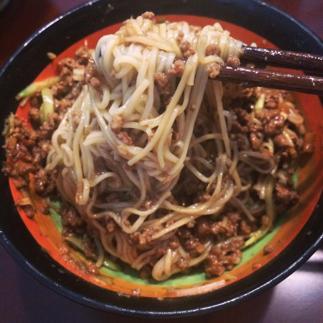堂妈的炸酱面