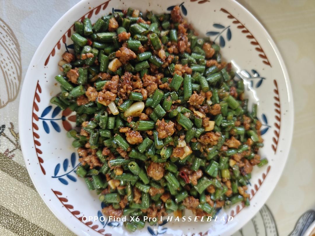 肉沫豆角下饭菜