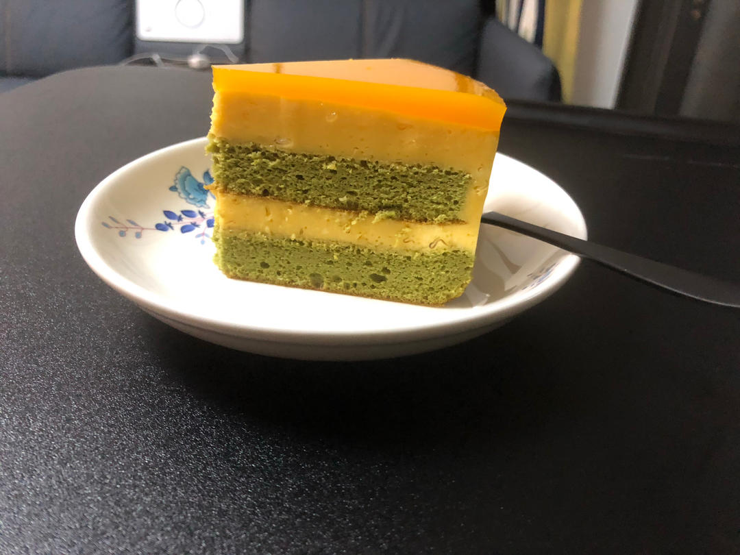 清新治愈系—芒果慕斯蛋糕