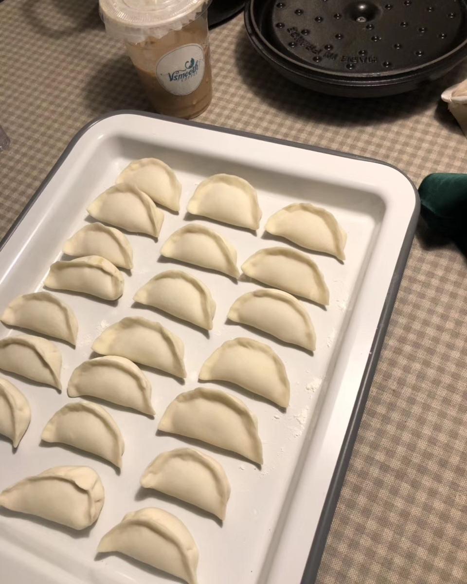 韭黄鲜虾猪肉饺子