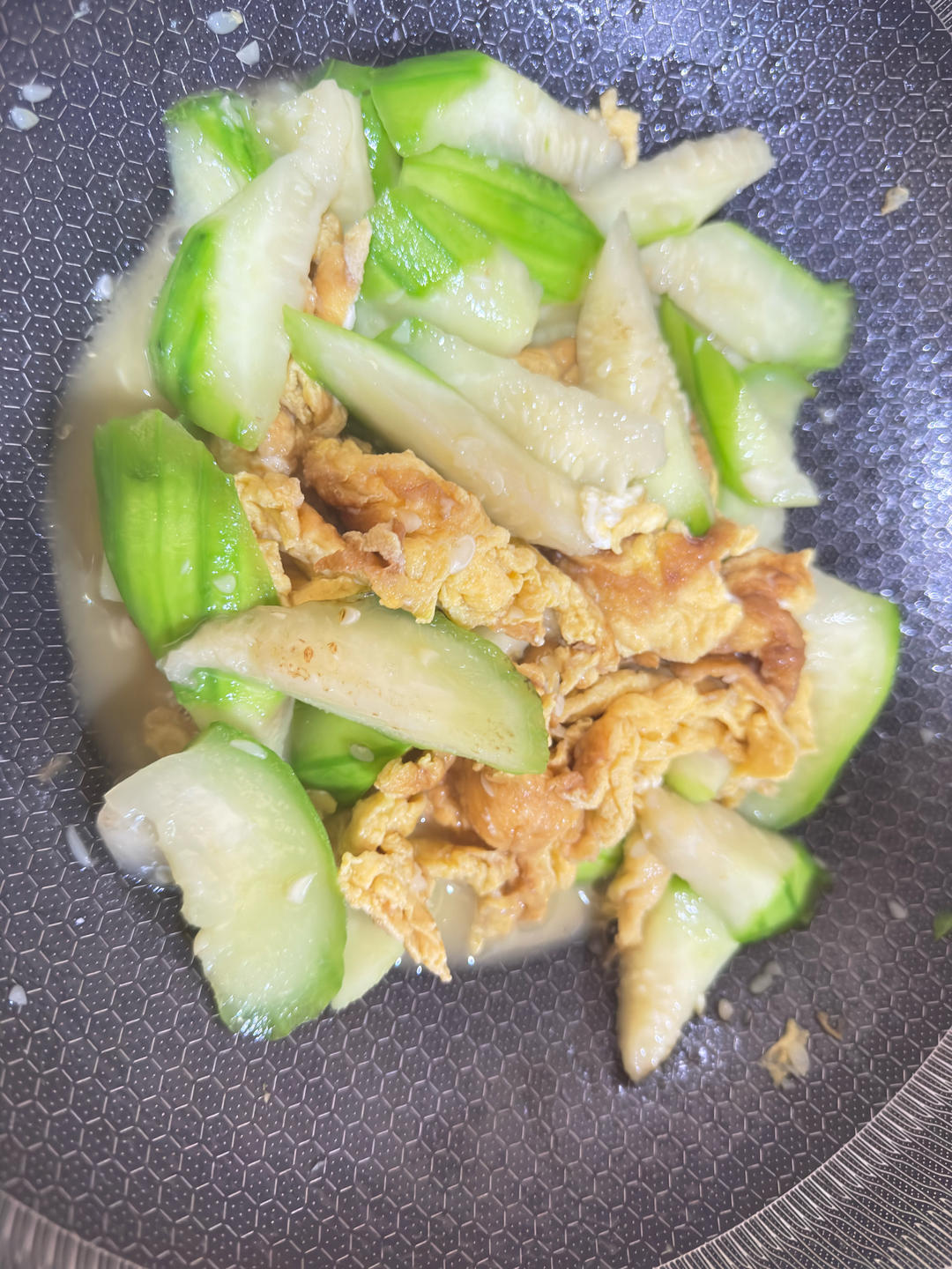 简单快手，五分钟搞定的丝瓜炒蛋