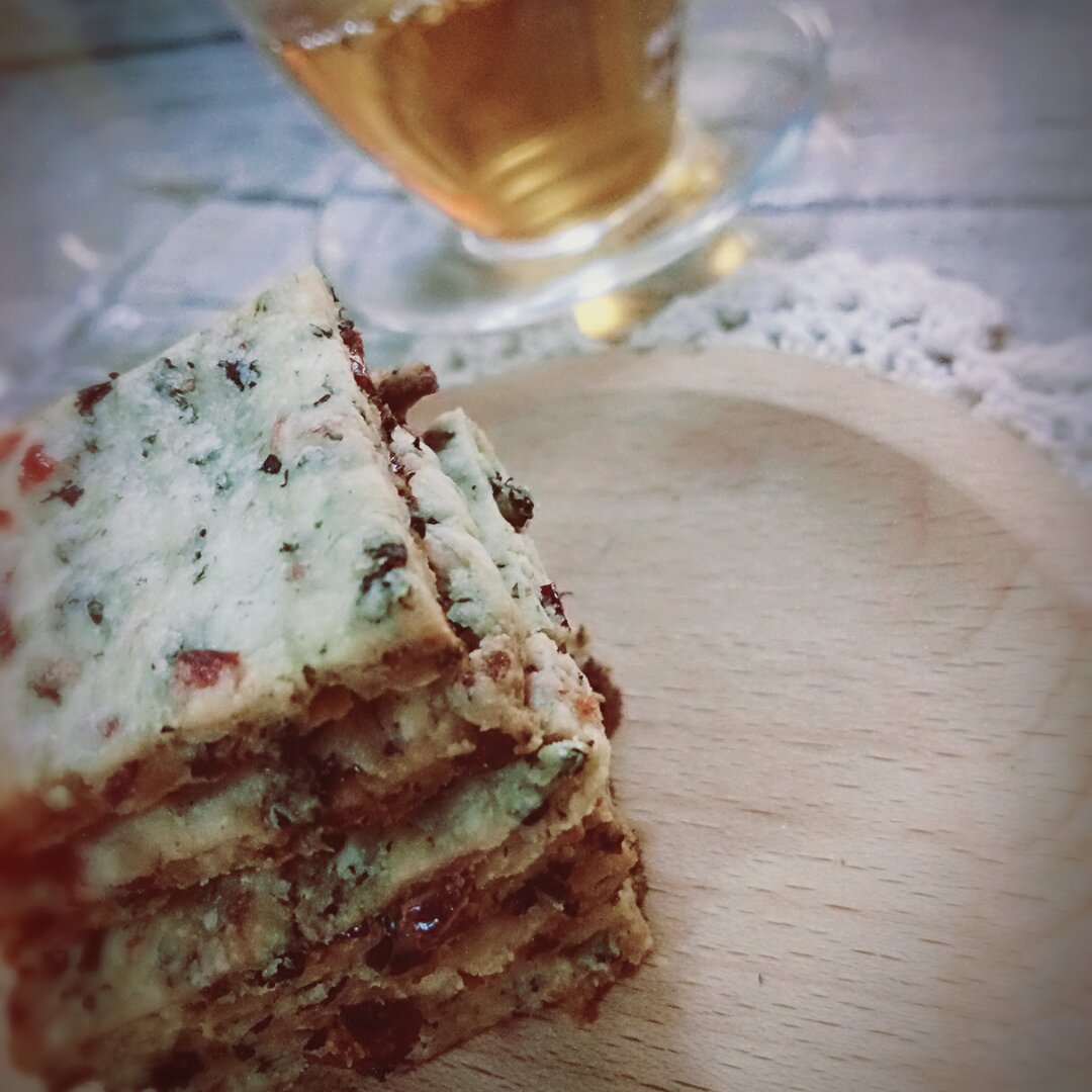 玉米油海苔蔓越梅饼干