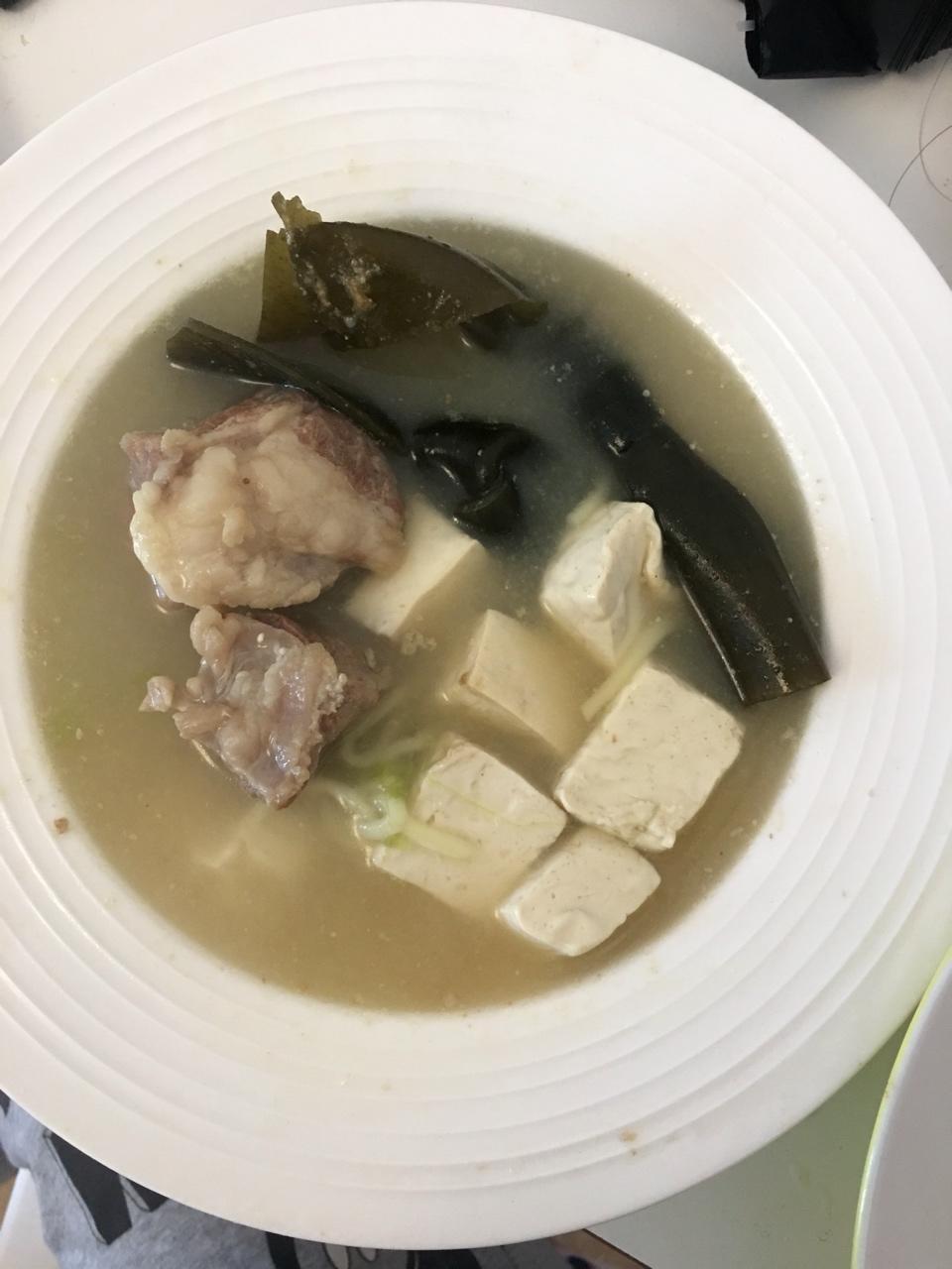 排骨海带豆腐汤