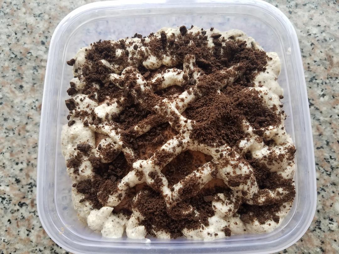 好吃到流泪的奥利奥咸奶油盒子蛋糕