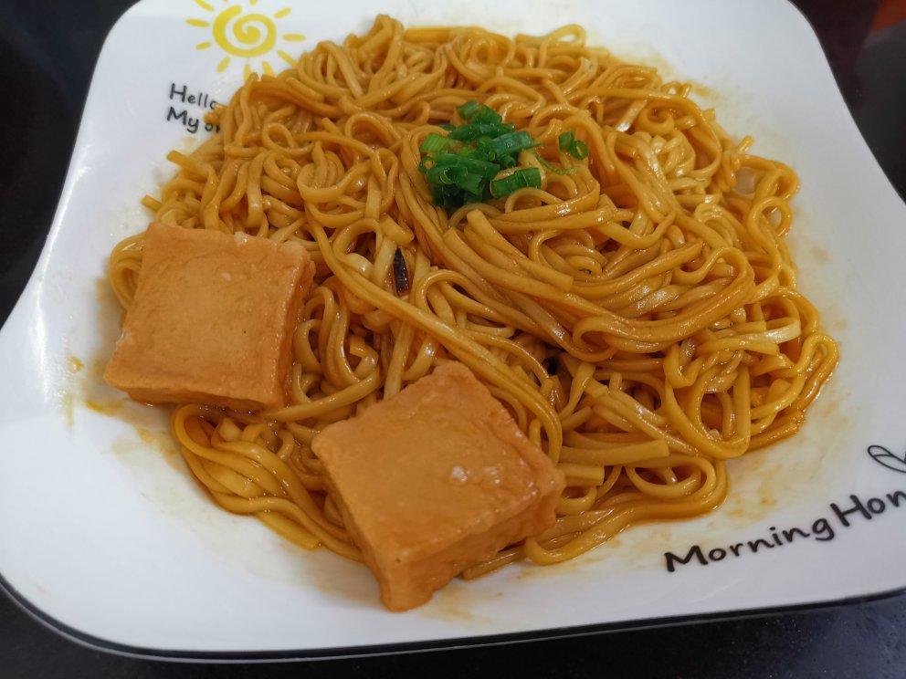 葱油拌面（快手简单，美味无敌）