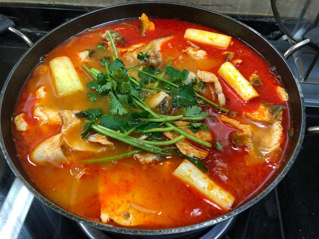 颖子713做的凯里红酸汤鱼