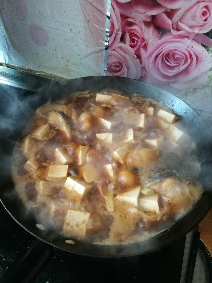 鱼炖豆腐